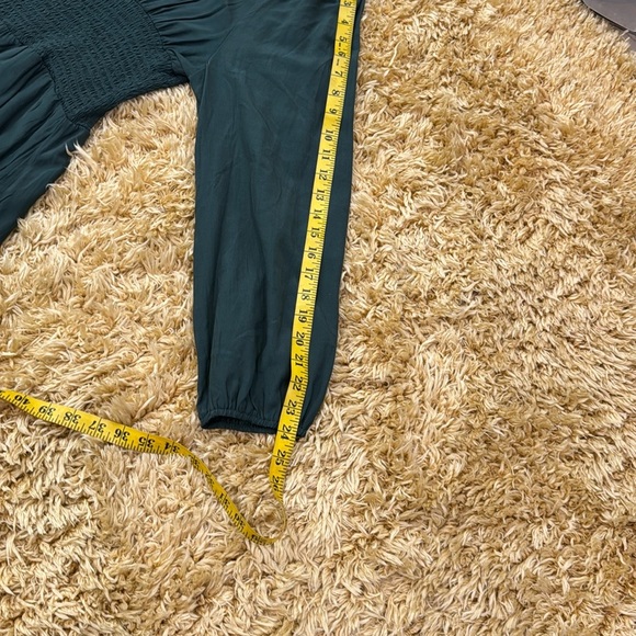 Elegant Green Long Sleeve Dress - Picture 6 of 6